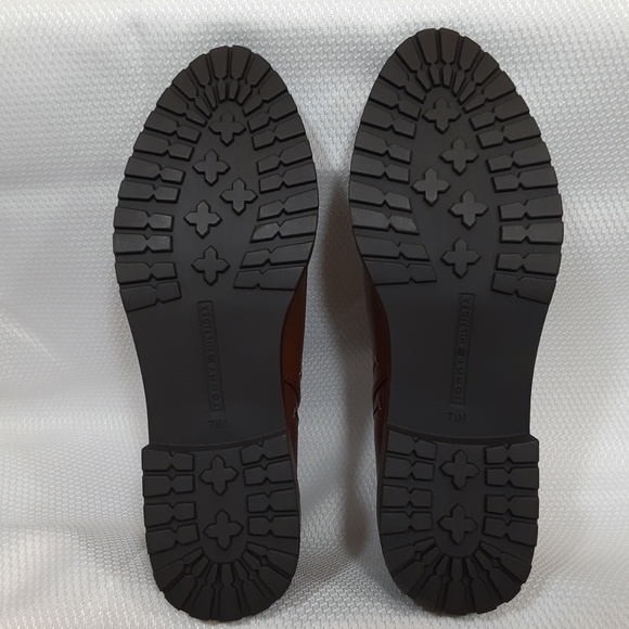 Women's Brown Booties - Picture 6 of 7